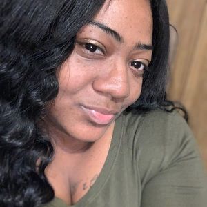 Meet your Posher, Jakeeha